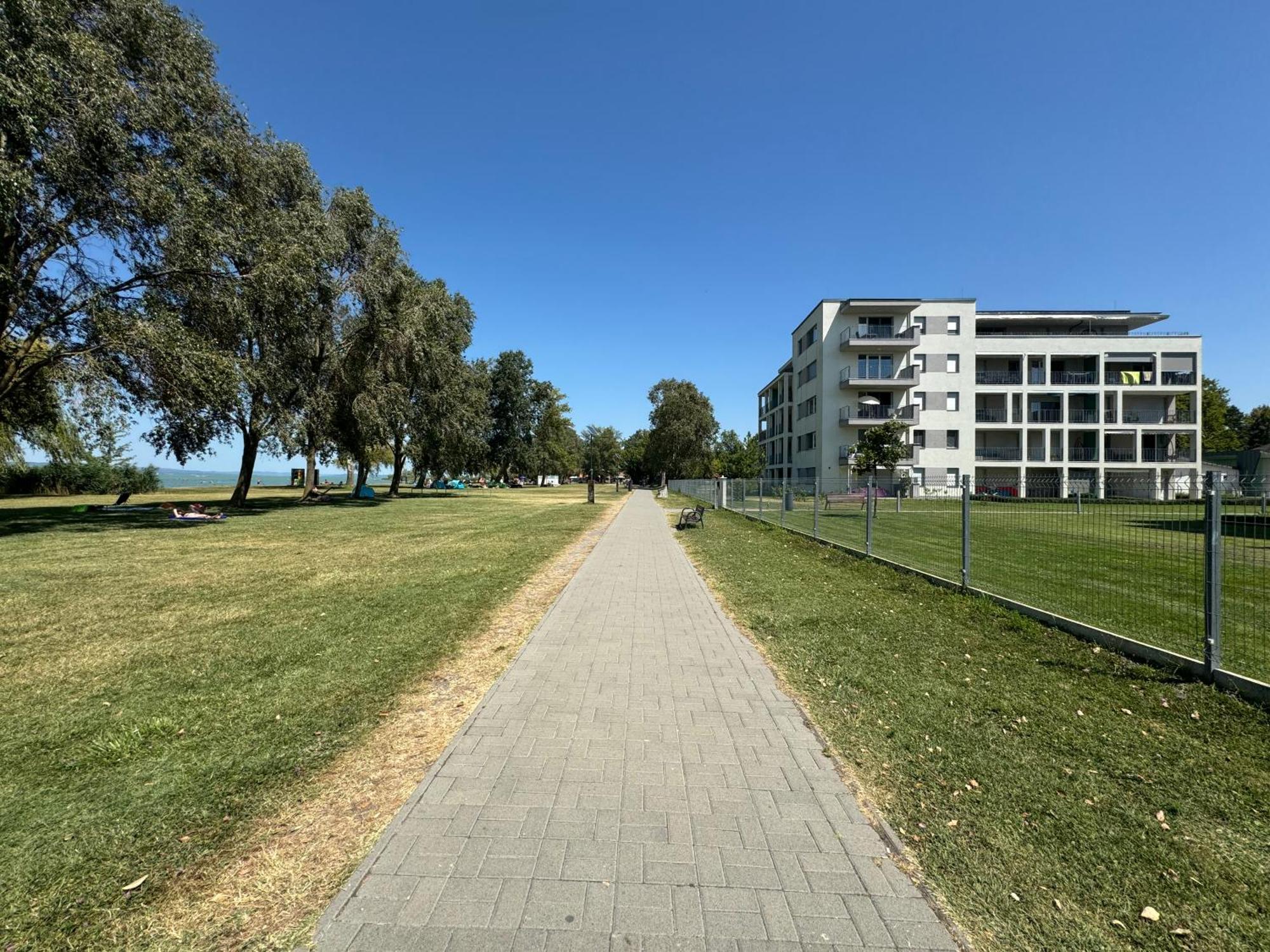 Lelle Apartment